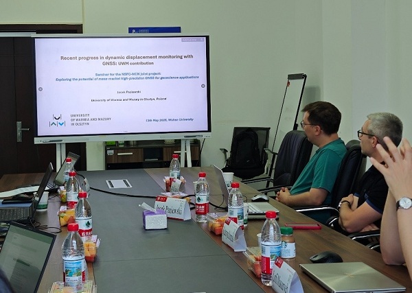 1747271055142056720.jpg 3.jpg